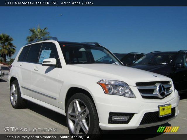 2011 Mercedes-Benz GLK 350 in Arctic White