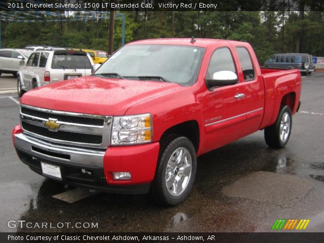 2011 Chevrolet Silverado 1500 LT Extended Cab in Victory Red