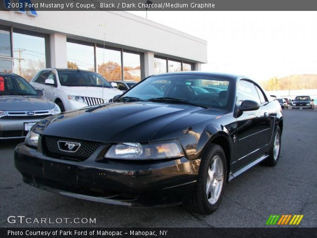 2003 Ford Mustang V6 Coupe in Black