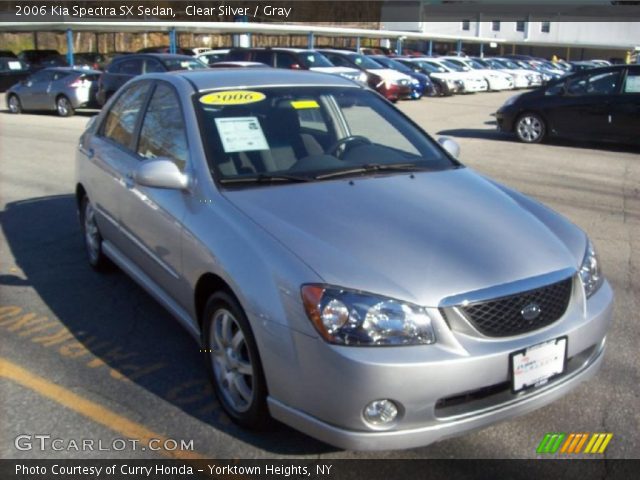 2006 Kia Spectra SX Sedan in Clear Silver