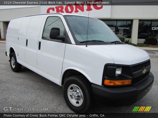2010 Chevrolet Express 2500 Work Van in Summit White