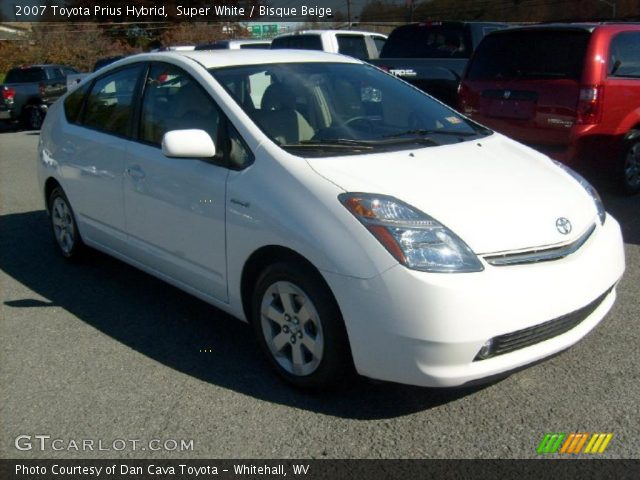 2007 Toyota Prius Hybrid in Super White