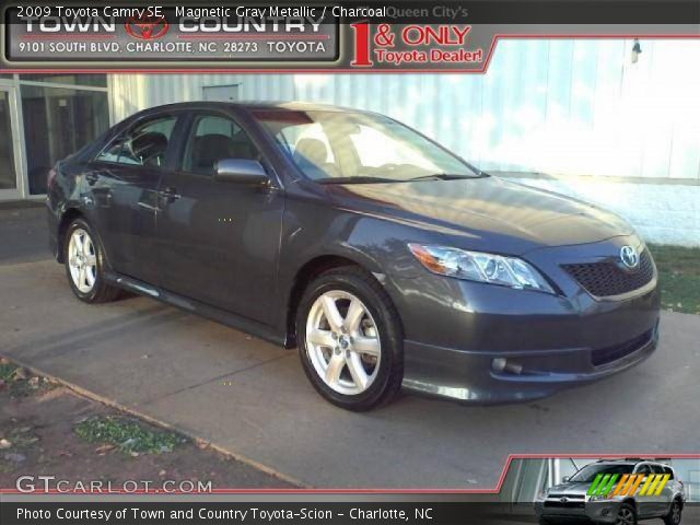 2009 Toyota Camry SE in Magnetic Gray Metallic