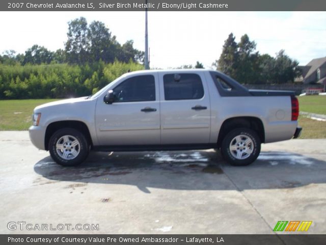 2007 Chevrolet Avalanche LS in Silver Birch Metallic