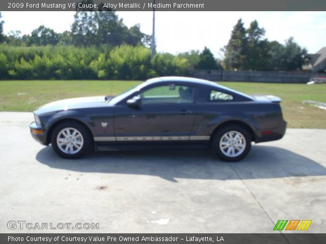2009 Ford Mustang V6 Coupe in Alloy Metallic