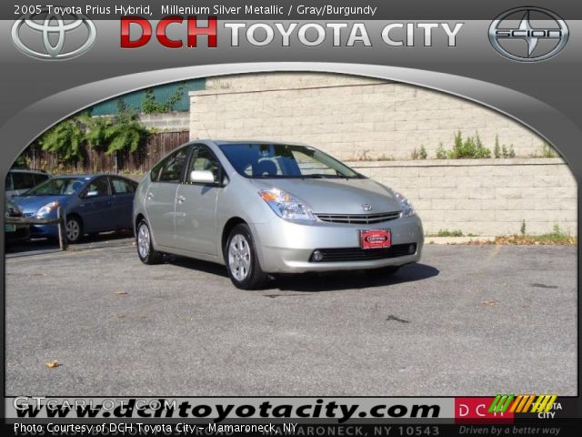 2005 Toyota Prius Hybrid in Millenium Silver Metallic