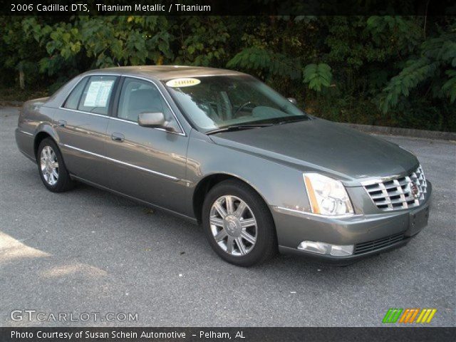 2006 Cadillac DTS  in Titanium Metallic