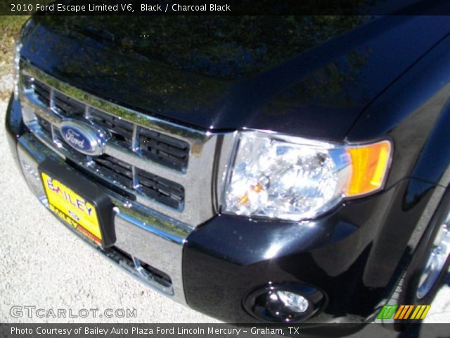 2010 Ford Escape Limited V6 in Black