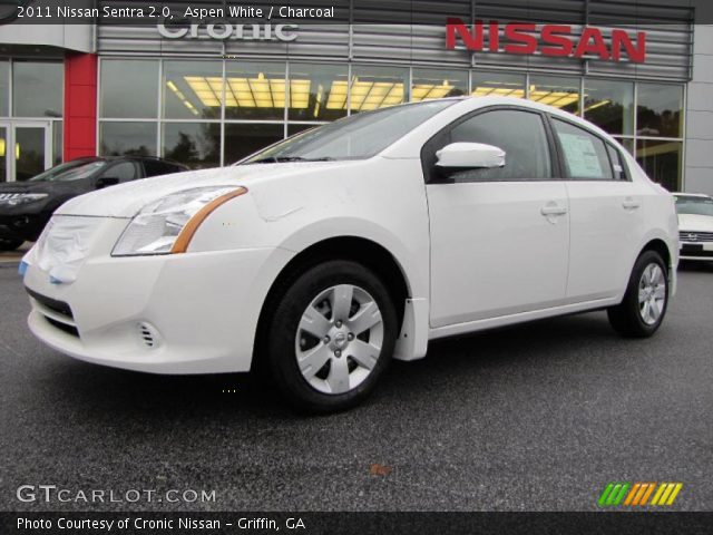 2011 Nissan Sentra 2.0 in Aspen White