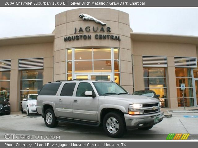 2004 Chevrolet Suburban 1500 LT in Silver Birch Metallic