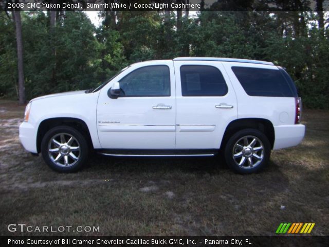 2008 GMC Yukon Denali in Summit White