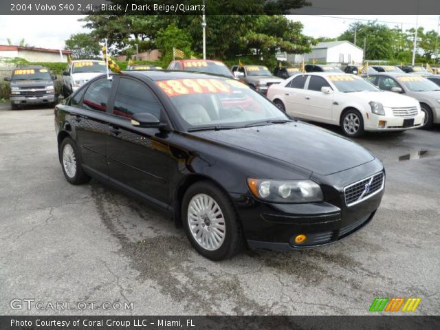 2004 Volvo S40 2.4i in Black