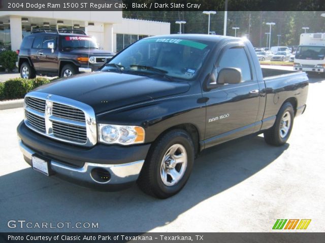 2004 Dodge Ram 1500 ST Regular Cab in Black