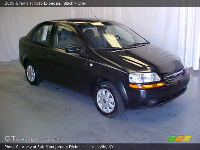 2005 Chevrolet Aveo LS Sedan in Black