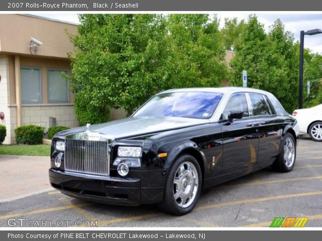 2007 Rolls-Royce Phantom  in Black