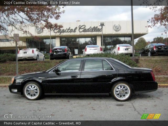 2004 Cadillac DeVille Sedan in Black Raven