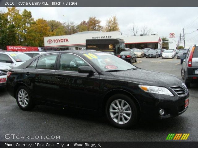 2010 Toyota Camry XLE in Black