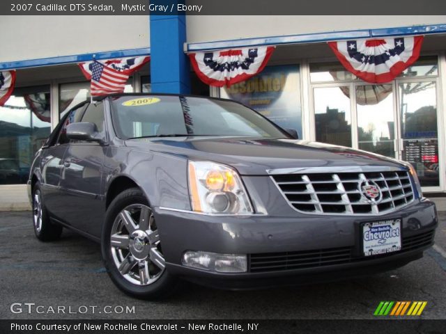 2007 Cadillac DTS Sedan in Mystic Gray
