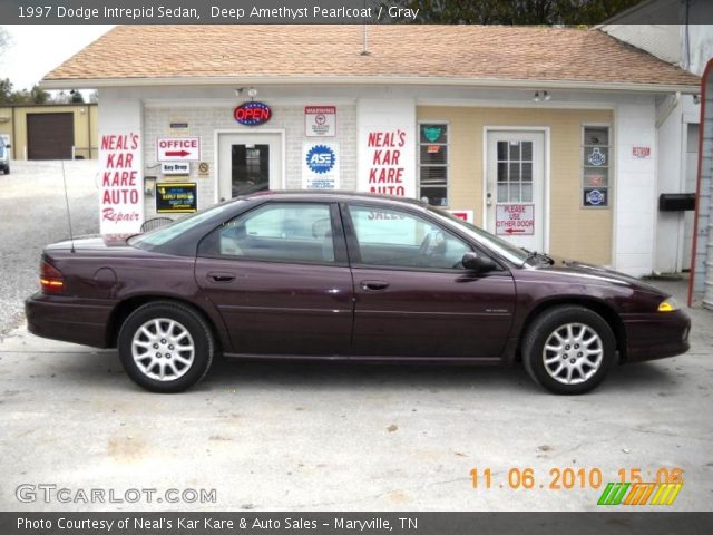 1997 Dodge Intrepid Sedan in Deep Amethyst Pearlcoat