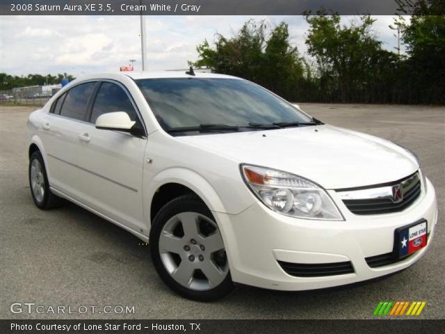 2008 Saturn Aura XE 3.5 in Cream White