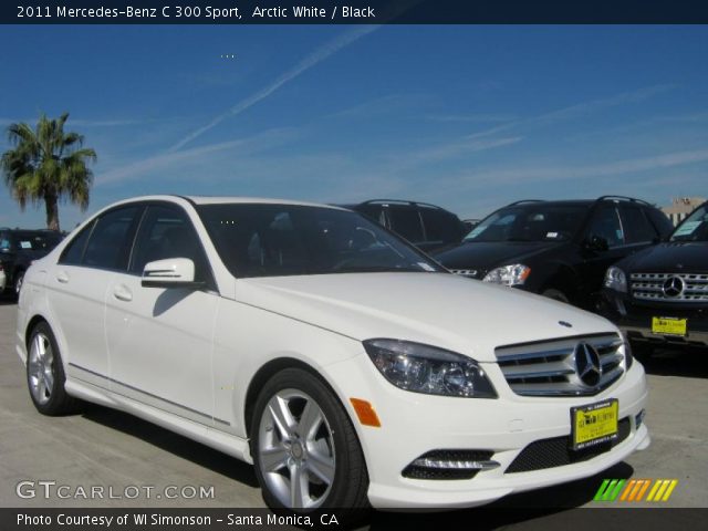 2011 Mercedes-Benz C 300 Sport in Arctic White