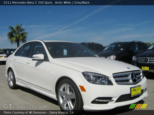 2011 Mercedes-Benz C 300 Sport in Arctic White
