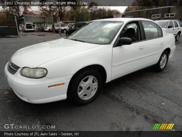 2002 Chevrolet Malibu Sedan in Bright White