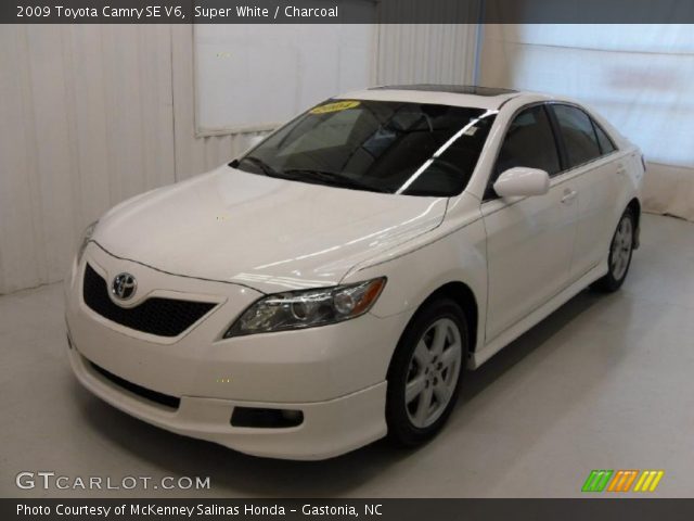 toyota camry se 2009. Super White 2009 Toyota Camry