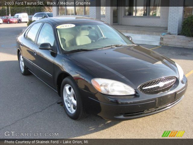 2003 Ford Taurus SES in Black