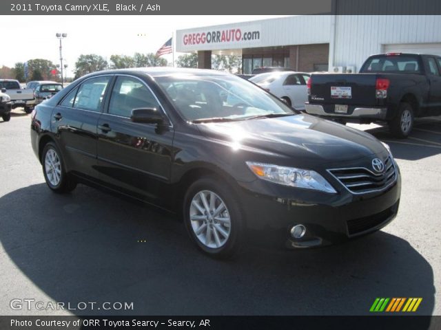 2011 Toyota Camry XLE in Black