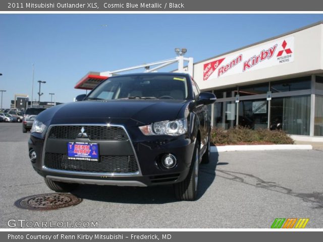2011 Mitsubishi Outlander XLS in Cosmic Blue Metallic