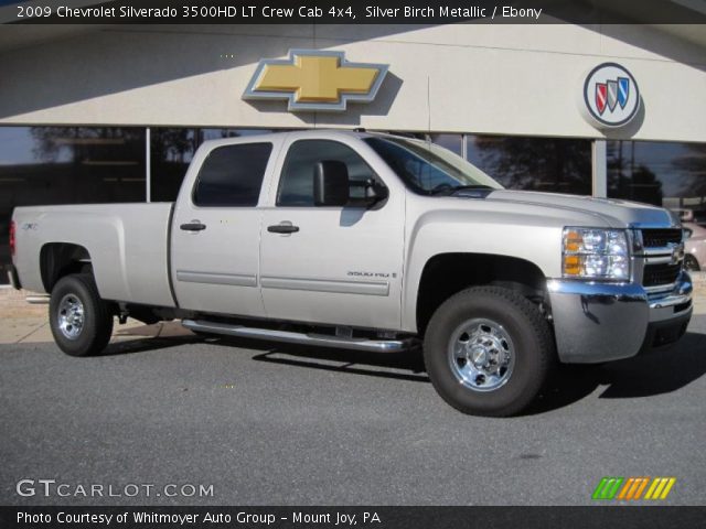 2009 Chevrolet Silverado 3500HD LT Crew Cab 4x4 in Silver Birch Metallic