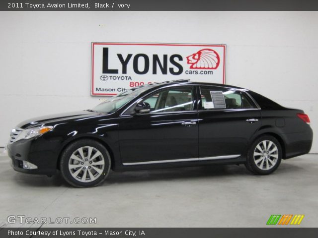 2011 Toyota Avalon Limited in Black