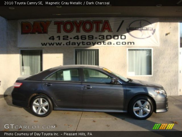 2010 Toyota Camry SE in Magnetic Gray Metallic