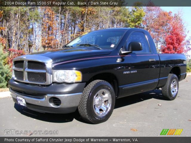 2004 Dodge Ram 1500 ST Regular Cab in Black
