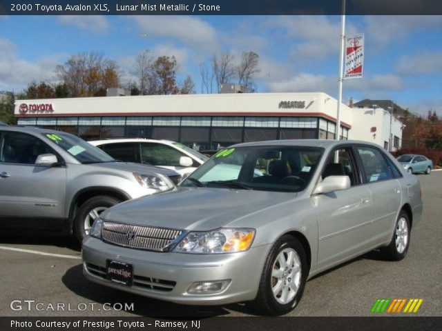 2000 Toyota Avalon XLS in Lunar Mist Metallic