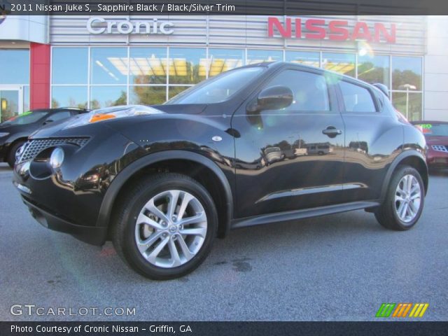 2011 Nissan Juke S in Sapphire Black