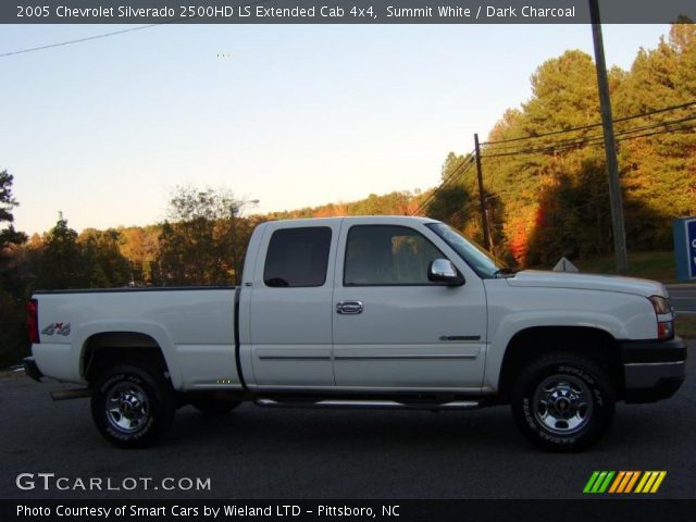 2005 Chevrolet Silverado 2500HD LS Extended Cab 4x4 in Summit White