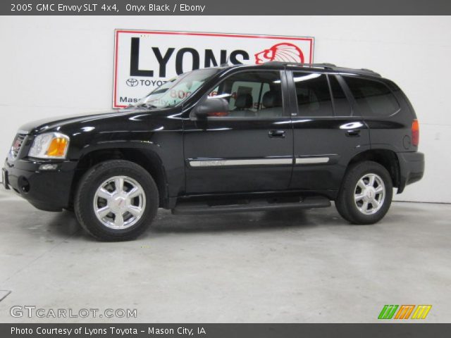 2005 GMC Envoy SLT 4x4 in Onyx Black