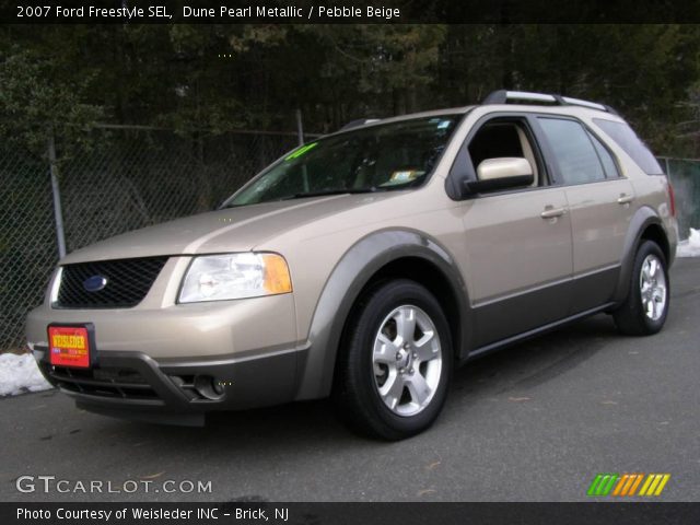 2007 Ford Freestyle SEL in Dune Pearl Metallic