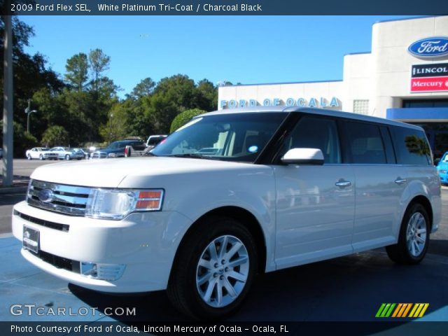 2009 Ford Flex SEL in White Platinum Tri-Coat