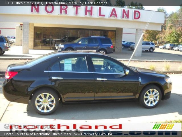 2011 Lincoln MKZ FWD in Tuxedo Black Metallic