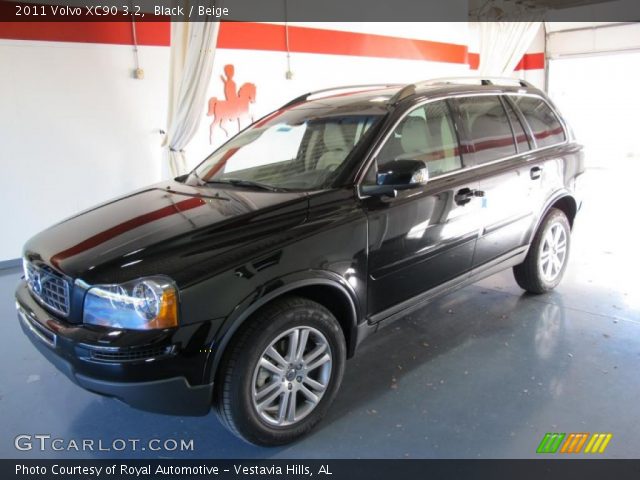 2011 Volvo XC90 3.2 in Black