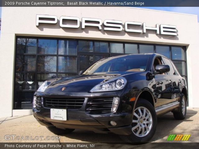 2009 Porsche Cayenne Tiptronic in Basalt Black Metallic