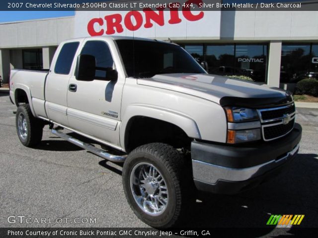 2007 Chevrolet Silverado 2500HD Classic LT Extended Cab 4x4 in Silver Birch Metallic