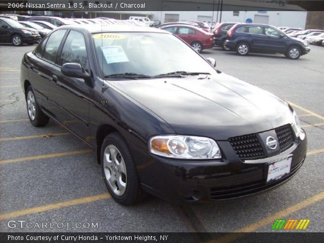 2006 Nissan Sentra 1.8 S in Blackout