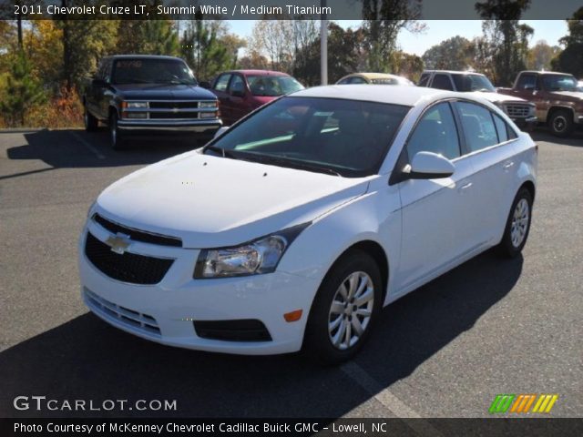 2011 Chevrolet Cruze LT in Summit White
