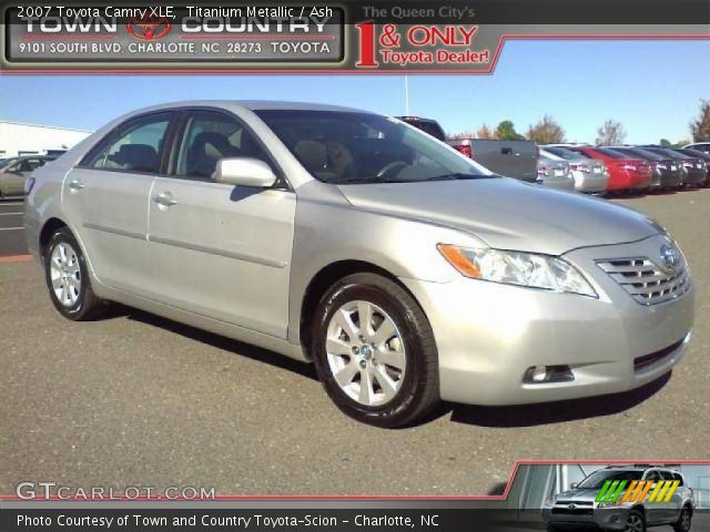 2007 Toyota Camry XLE in Titanium Metallic