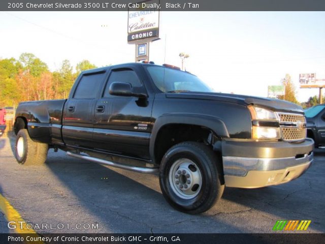 2005 Chevrolet Silverado 3500 LT Crew Cab Dually in Black
