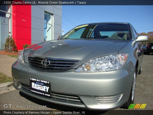 2005 Toyota Camry LE in Mineral Green Opalescent